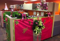 Office cubicle christmas decor ideas